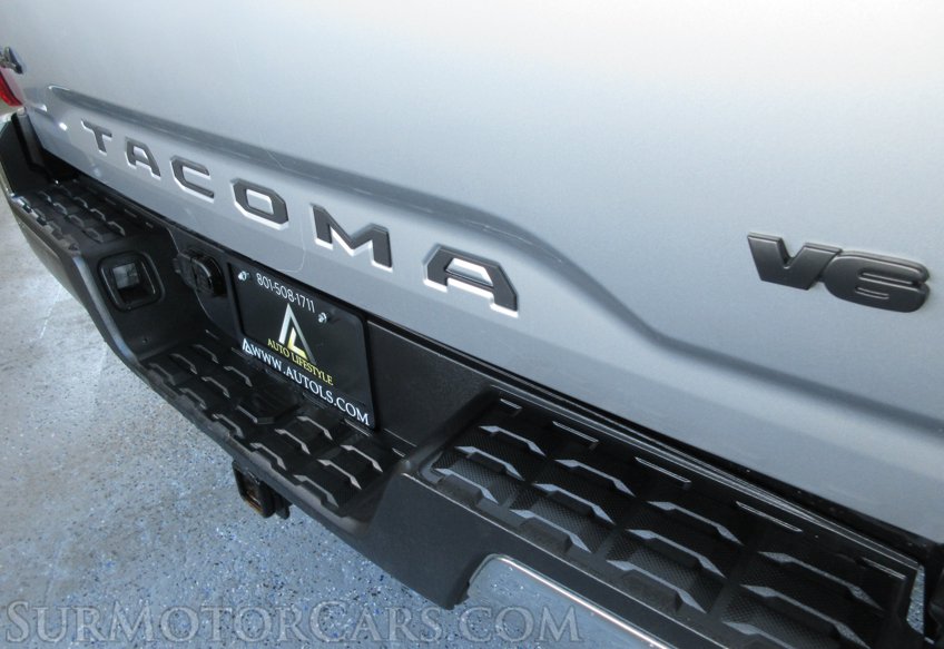 2018 Toyota Tacoma - Image 26