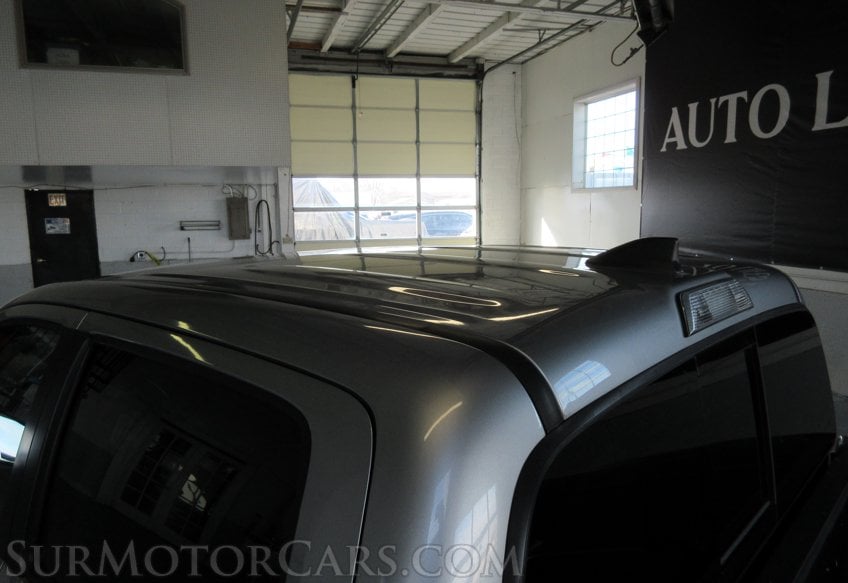 2018 Toyota Tacoma - Image 20