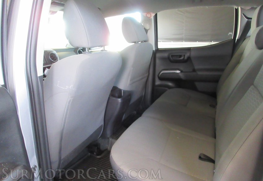 2018 Toyota Tacoma - Image 32