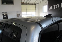 2018 Toyota Tacoma - Image 18