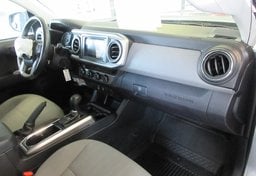 2018 Toyota Tacoma - Image 28