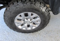 2018 Toyota Tacoma - Image 54