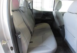 2018 Toyota Tacoma - Image 33