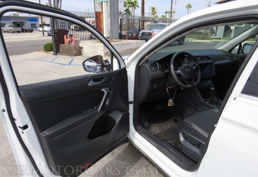 2021 Volkswagen Tiguan - Image 19