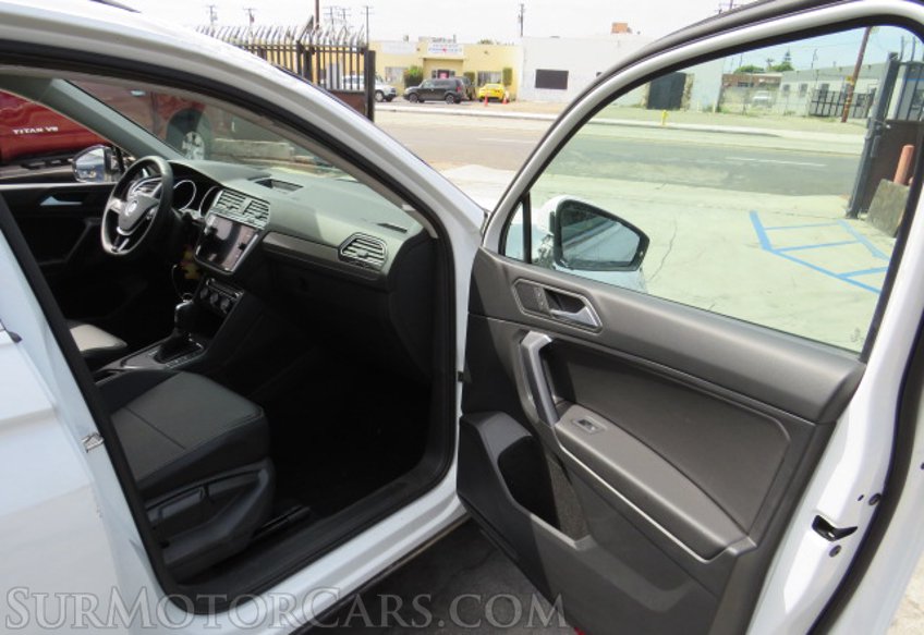 2021 Volkswagen Tiguan - Image 20