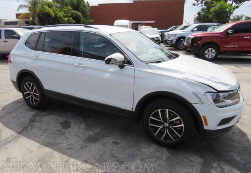 2021 Volkswagen Tiguan - Image 2