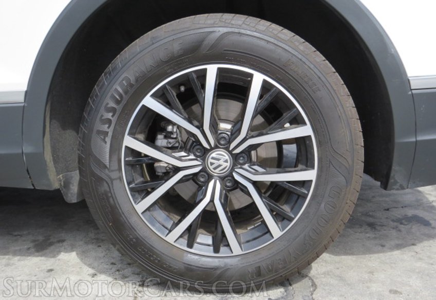 2021 Volkswagen Tiguan - Image 16