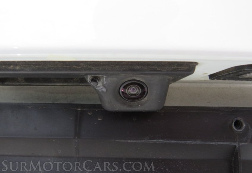 2021 Volkswagen Tiguan - Image 17