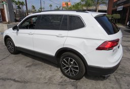 2021 Volkswagen Tiguan - Image 5