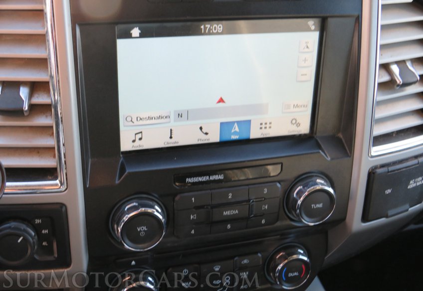 2017 Ford Super Duty F-350 SRW - Image 40