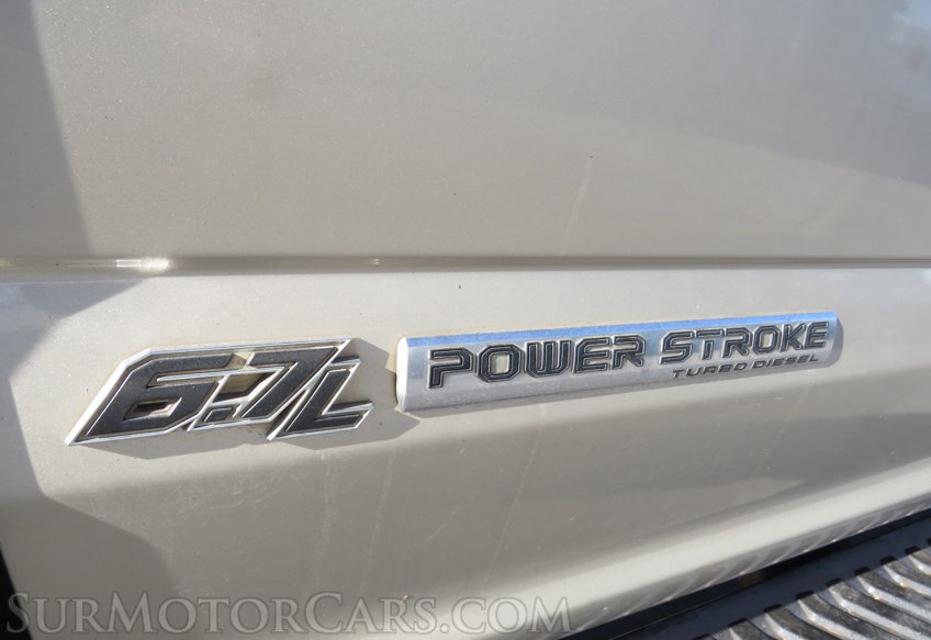 2017 Ford Super Duty F-350 SRW - Image 13