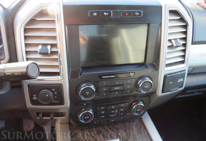 2017 Ford Super Duty F-350 SRW - Image 37