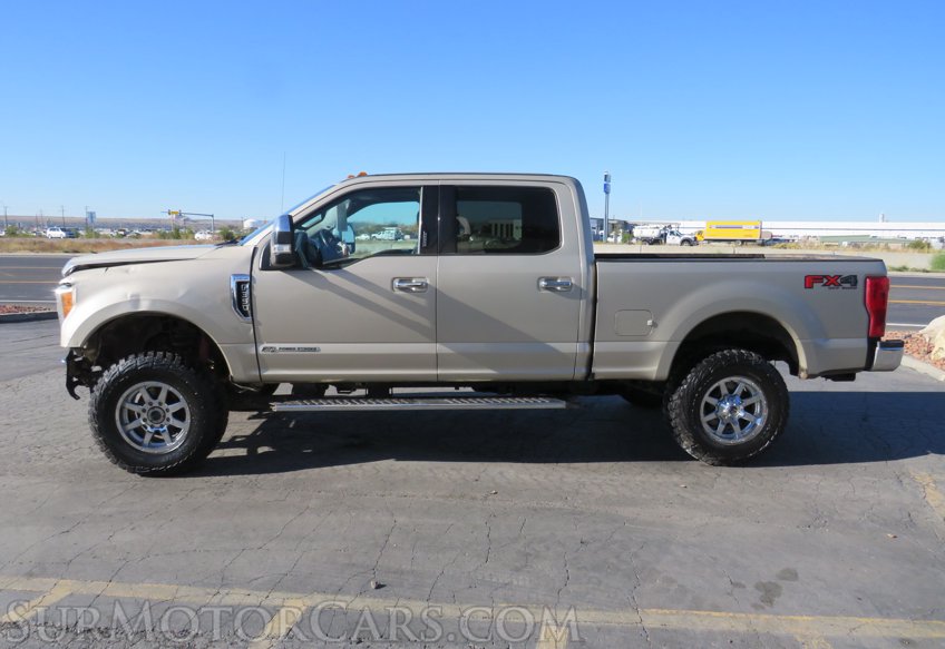 2017 Ford Super Duty F-350 SRW - Image 9