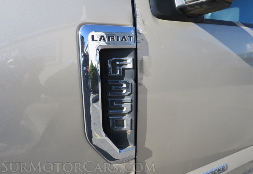 2017 Ford Super Duty F-350 SRW - Image 12