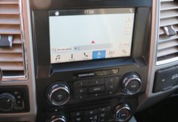 2017 Ford Super Duty F-350 SRW - Image 40