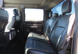 2017 Ford Super Duty F-350 SRW - Image 36