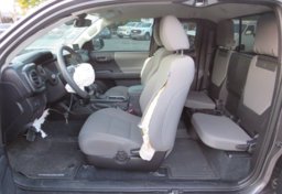 2020 Toyota Tacoma - Image 30