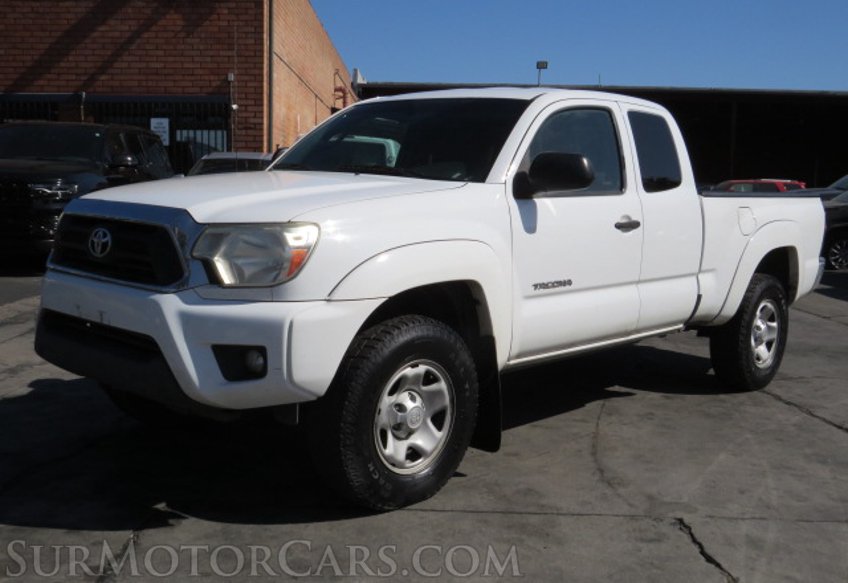 2014 Toyota Tacoma - Image 3