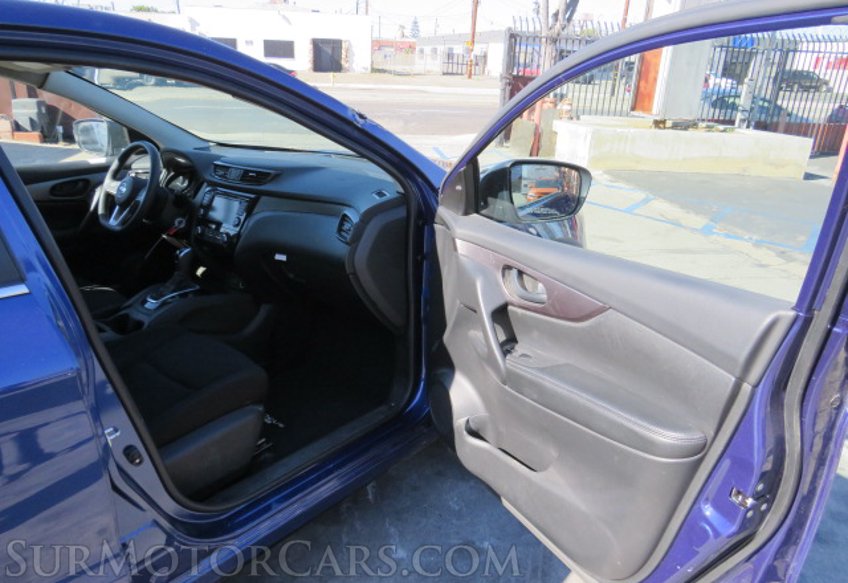 2019 Nissan Rogue Sport - Image 20