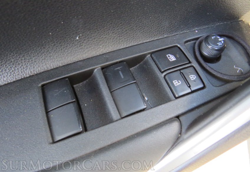 2022 Toyota Corolla Cross - Image 37