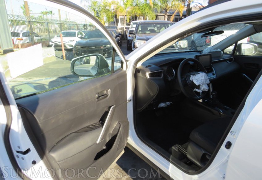 2022 Toyota Corolla Cross - Image 21