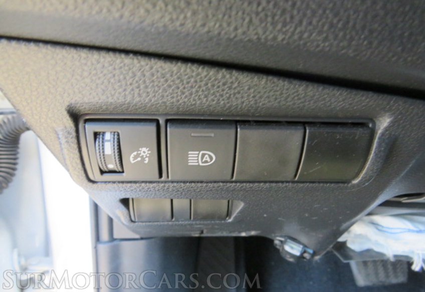 2022 Toyota Corolla Cross - Image 38