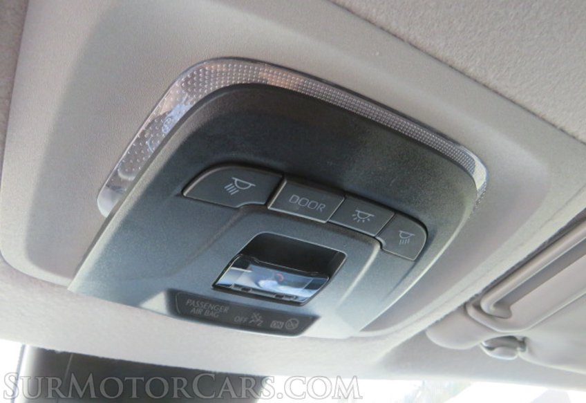 2022 Toyota Corolla Cross - Image 40