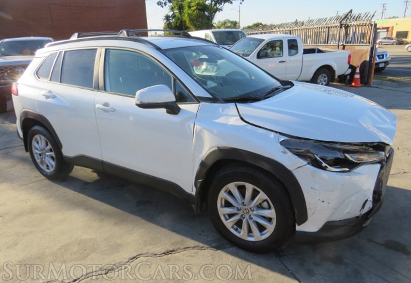 2022 Toyota Corolla Cross - Image 2