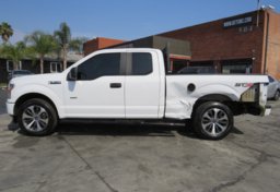 2019 Ford F-150 - Image 12