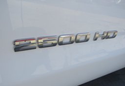 2017 Chevrolet Silverado 2500HD - Image 21