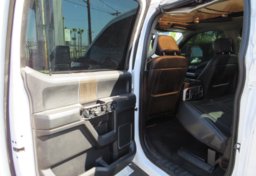 2021 Ford Super Duty F-350 SRW - Image 26