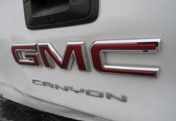2021 GMC Canyon - Image 21