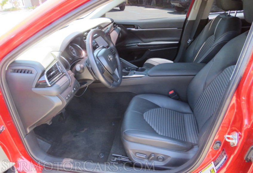 2020 Toyota Camry - Image 24