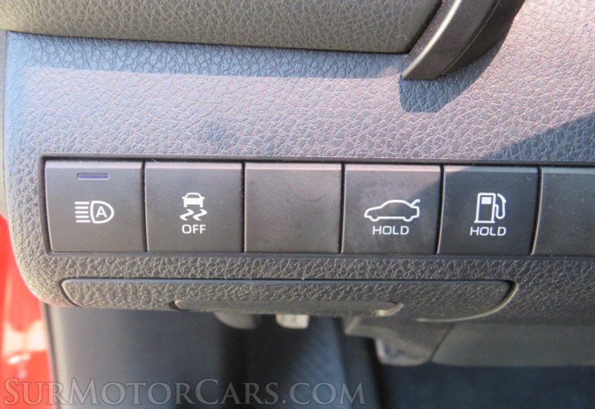 2020 Toyota Camry - Image 33