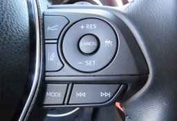2020 Toyota Camry - Image 31
