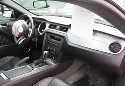 2014 Ford Mustang - Image 26