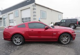 2014 Ford Mustang - Image 9
