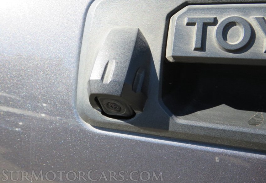 2020 Toyota Tundra - Image 17