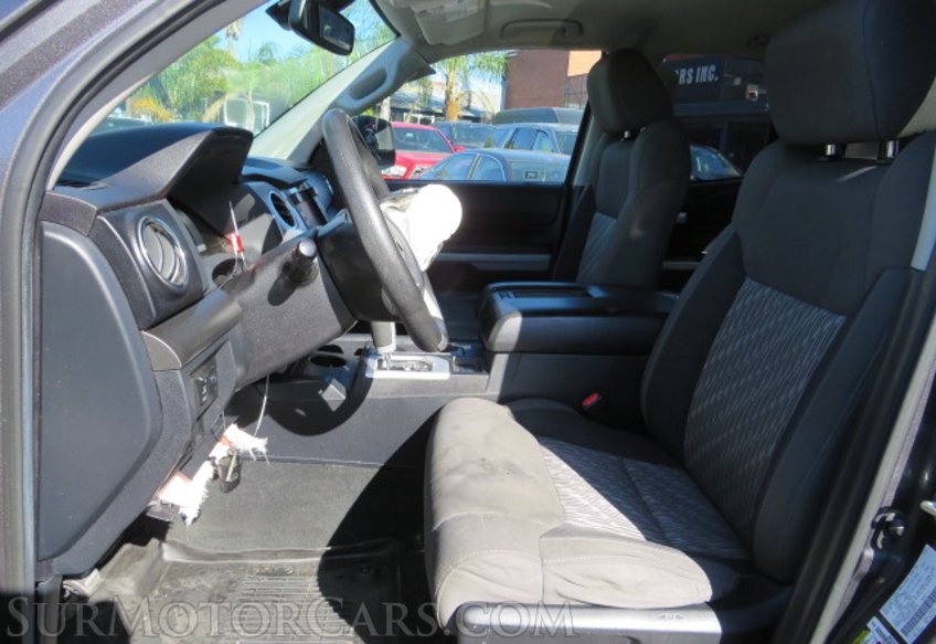 2020 Toyota Tundra - Image 27