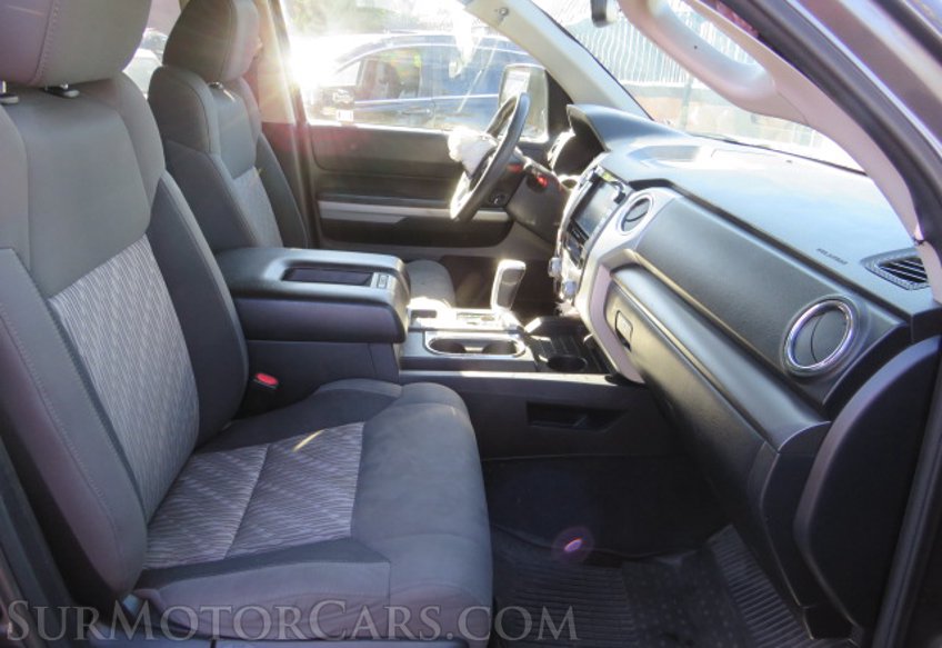 2020 Toyota Tundra - Image 28