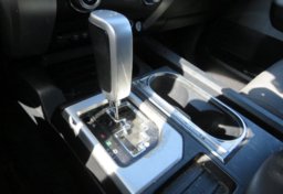 2020 Toyota Tundra - Image 38