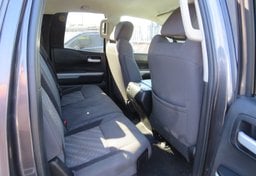 2020 Toyota Tundra - Image 31