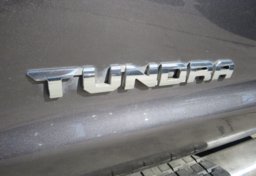 2020 Toyota Tundra - Image 14