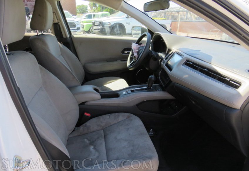 2017 Honda HR-V - Image 24