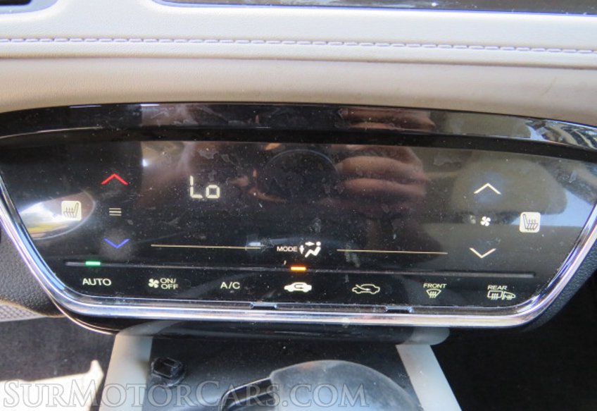 2017 Honda HR-V - Image 35