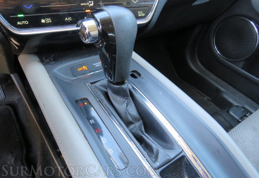 2017 Honda HR-V - Image 37