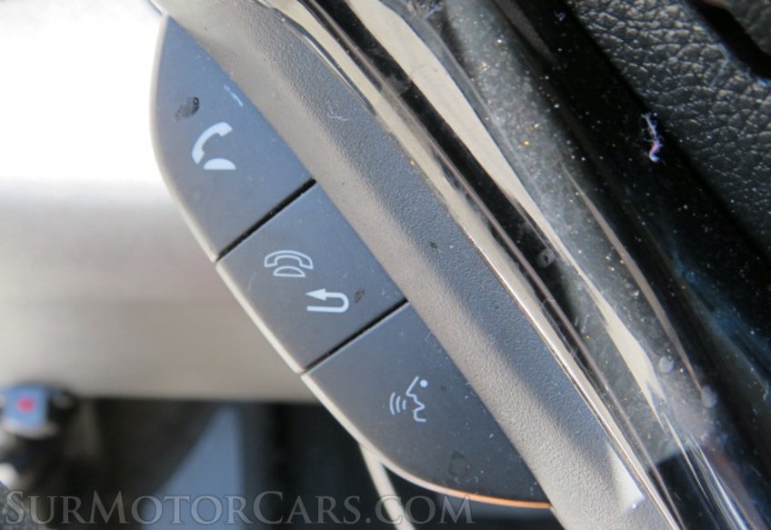 2017 Honda HR-V - Image 41