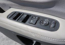 2017 Honda HR-V - Image 43