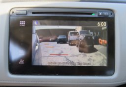 2017 Honda HR-V - Image 32