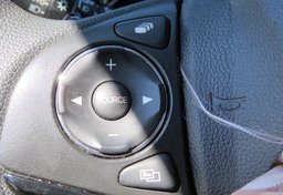 2017 Honda HR-V - Image 40